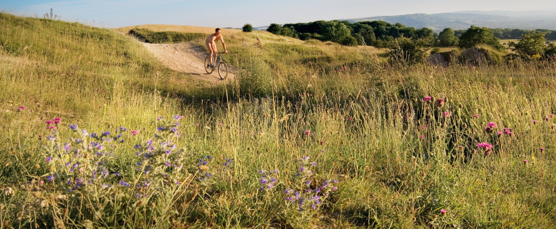 cftrust-charity-complete-the-cure-calendar-fundraising-campaign2005-photography-tang-marketing05